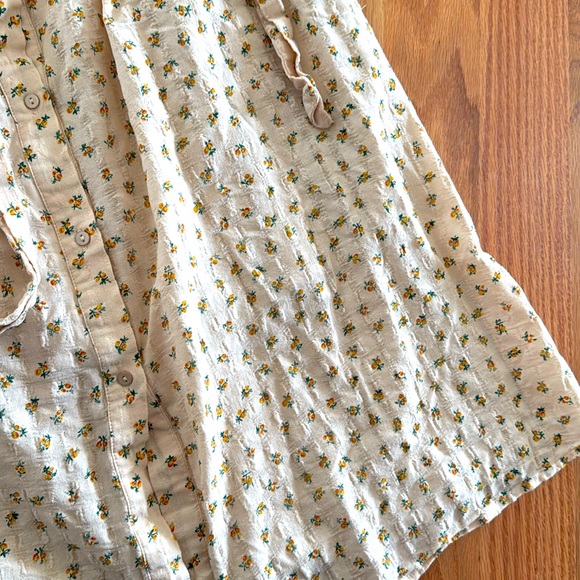 Floral Midi Dress with Short Puff Sleeves - Picture 9 of 10